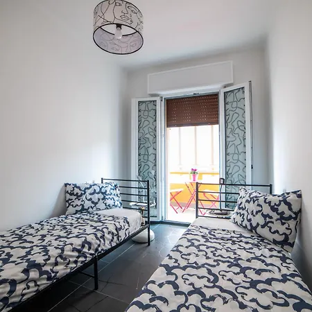 Apartment Morgana Guarda Il Canale - Centro Storico - Finestrella -indipendenza - Piazza 8 Agosto - Stazione Bologna