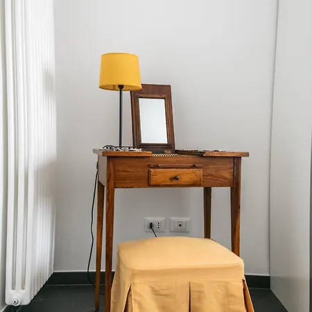 Apartamento Morgana Guarda Il Canale - Centro Storico - Finestrella -indipendenza - Piazza 8 Agosto - Stazione Bolonha
