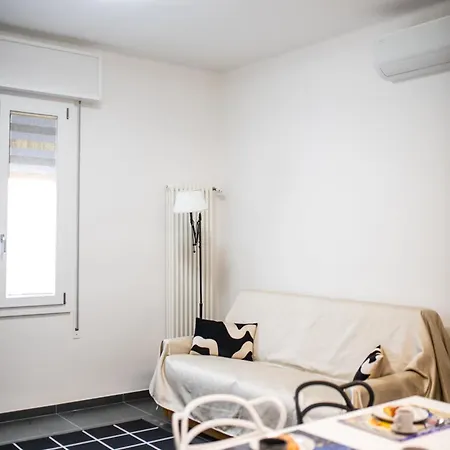 Appartement Morgana Guarda Il Canale - Centro Storico - Finestrella -indipendenza - Piazza 8 Agosto - Stazione