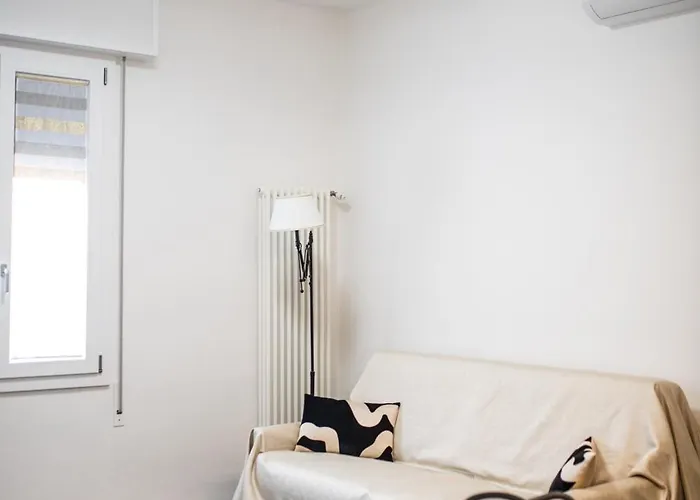 شقة Morgana Guarda Il Canale - Centro Storico - Finestrella -indipendenza - Piazza 8 Agosto - Stazione